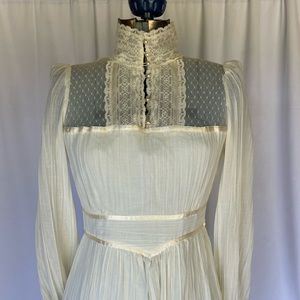 Vintage 1970’s Cream Prairie Cottage Core Victorian Maxi Gunne Sax Look Dress